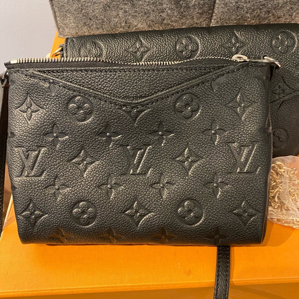 Louis Vuitton Pallas clutch